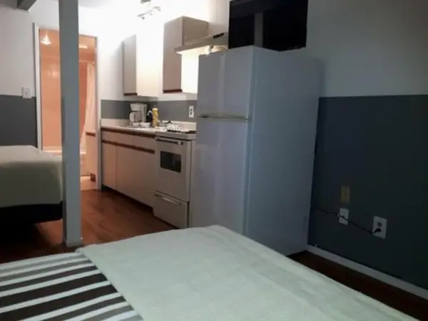 Falcon Nest Motel Main image